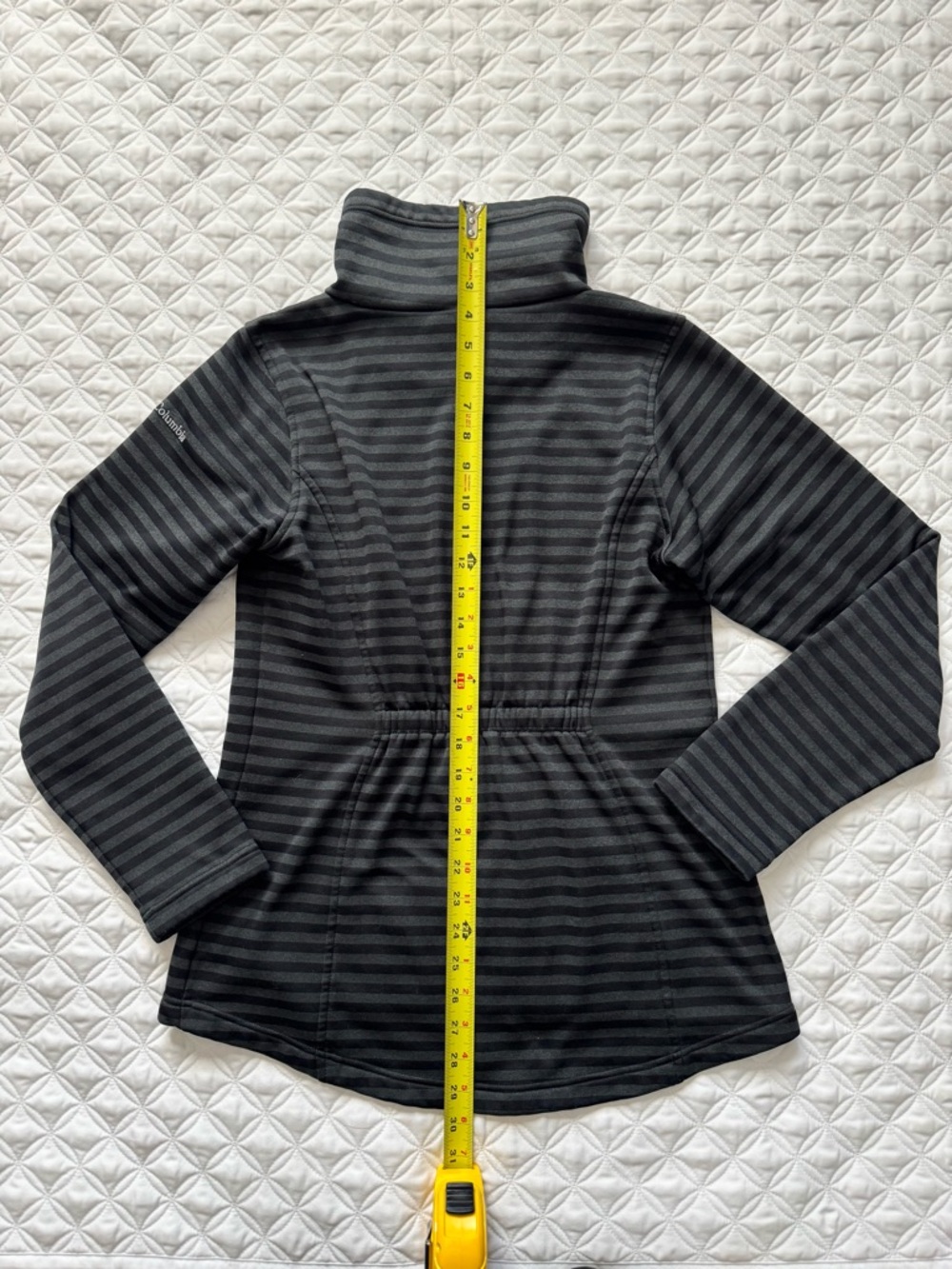 Columbia Mountain Run Black Gray Striped Crossover Funnel Neck Fleece Top Size S - Picture 15 of 15
